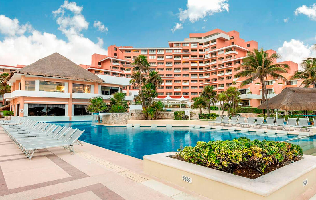 Inauguran el Wyndham Grand Cancún All-Inclusive Resort & Villas