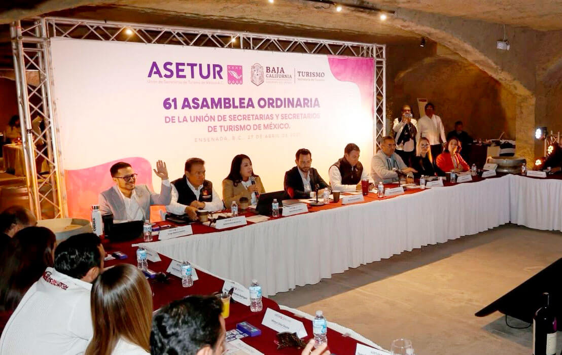 ASETUR renueva imagen y fija agenda